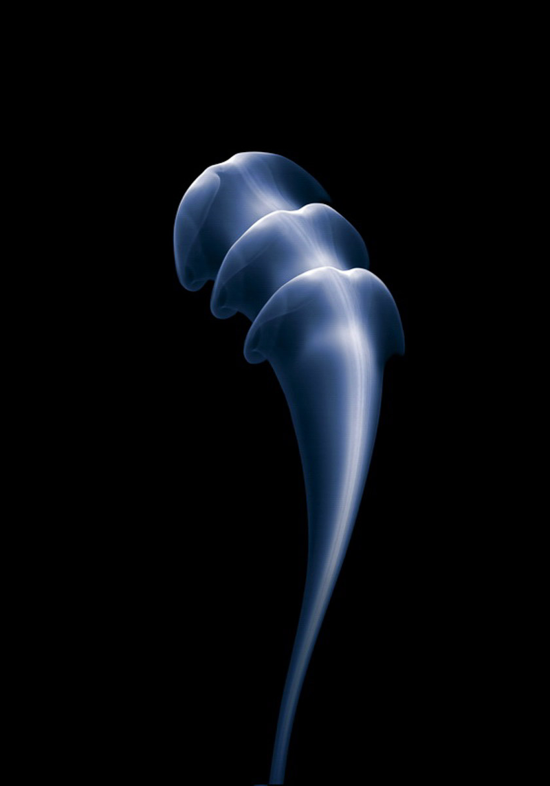 Illustration for article titled Photographing the Perfect Plume of Smoke Requires Thousands of Tries